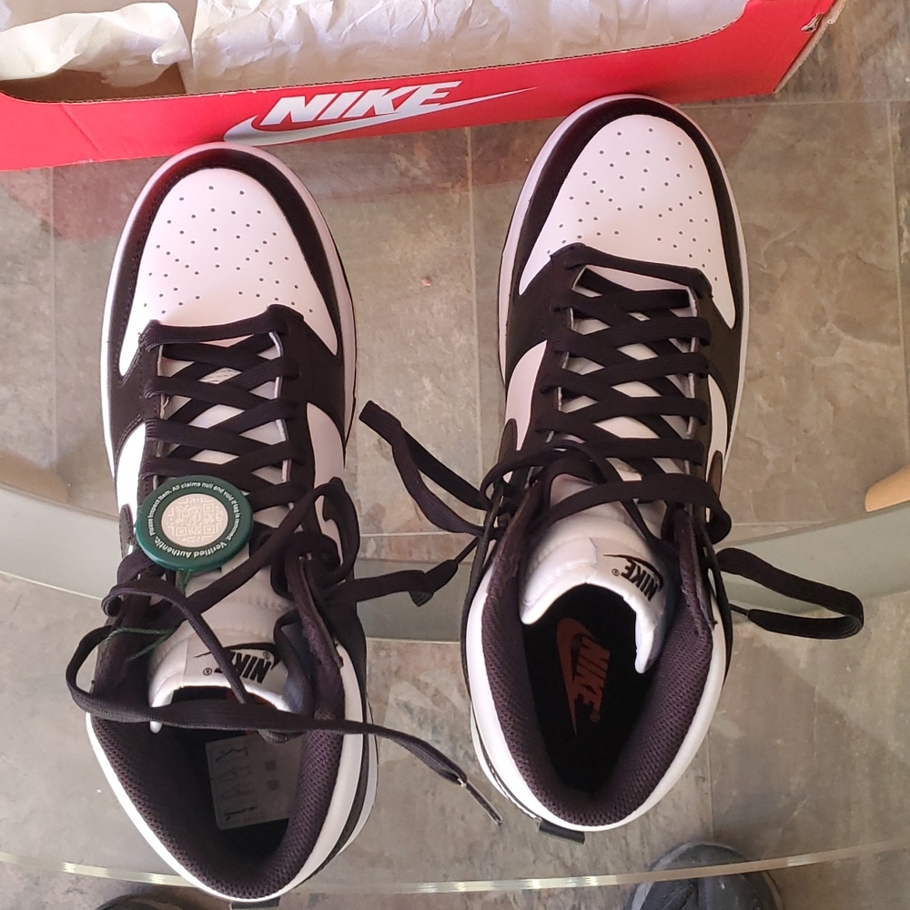 Niki Dunks ( Brand New)